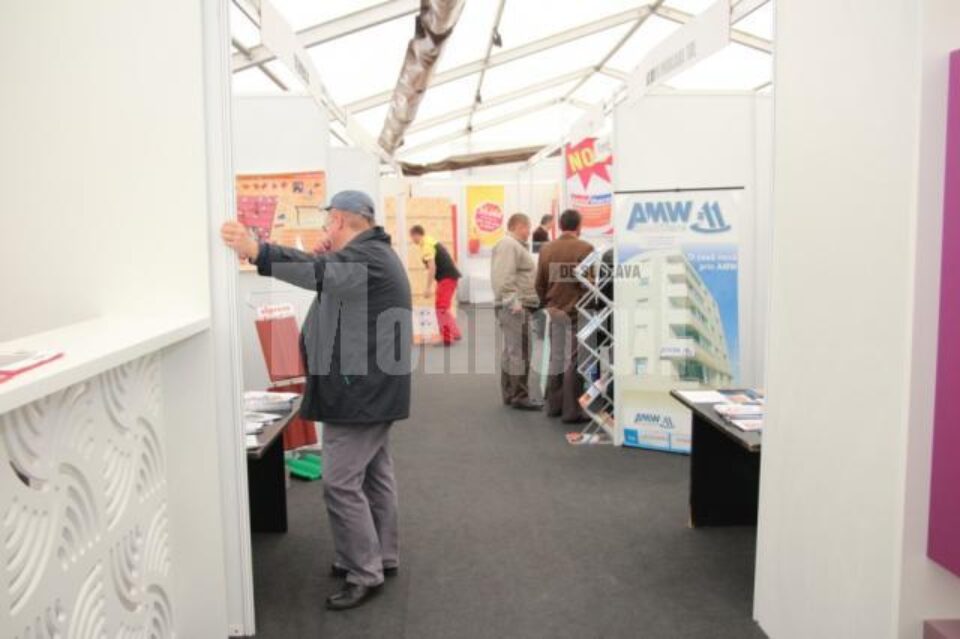 Peste 40 de firme sunt prezente la Târgul Bucovina Construct