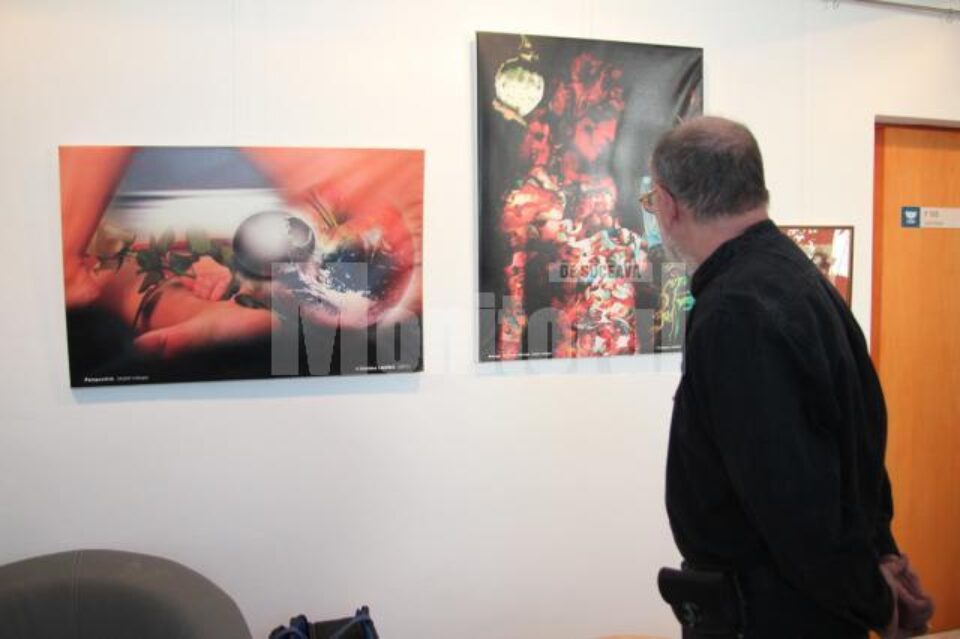 Expoziția de artă plastică „Erotica” rămâne deschisă până pe data de 30 mai