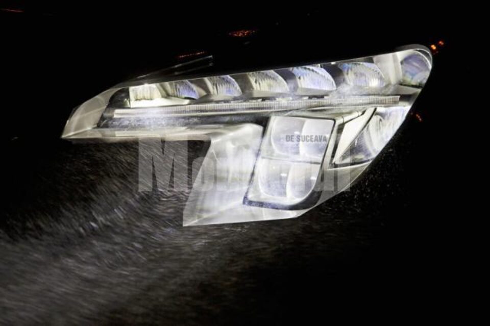 Opel dezvoltă un sistem inovativ de lumini pentru automobile