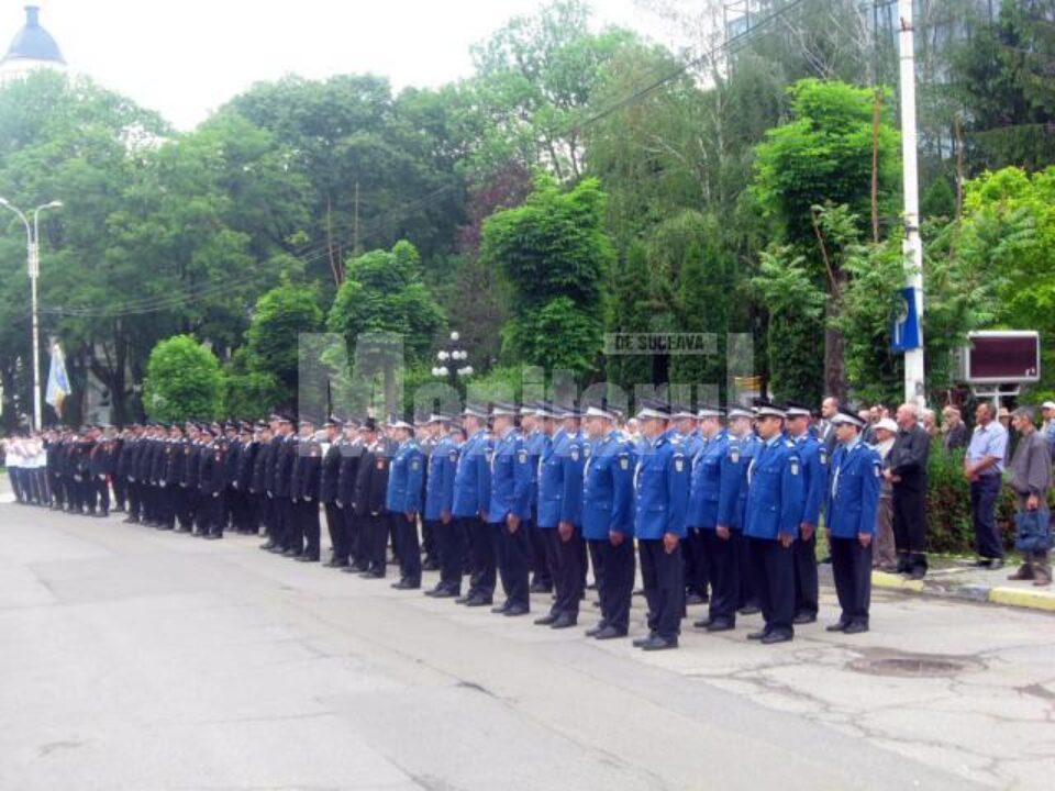 Slujbă de pomenire și paradă militară, de Ziua Eroilor