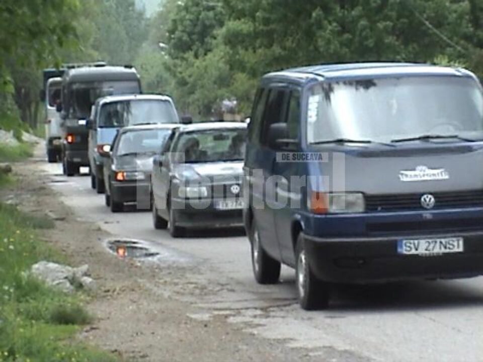 Constantin Baroiu a inițiat un marș auto pentru a trage un semnal de alarmă despre problemele din Broșteni Constantin Baroiu a inițiat un marș auto pentru a trage un semnal de alarmă despre problemele din Broșteni