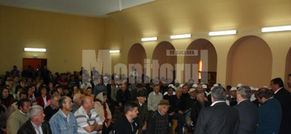 Președintele Consiliului Județean și al PDL Suceava, Gheorghe Flutur, a remarcat investițiile făcute în ultimii ani în comuna Bilca