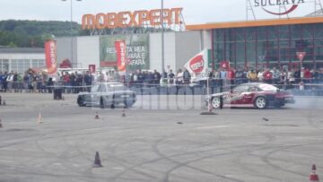 Spectacol total oferit de piloții de drift la Suceava