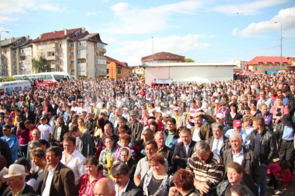 Organizatorii au anunțat că la mitingul din Burdujeni au fost 10.000 de persoane