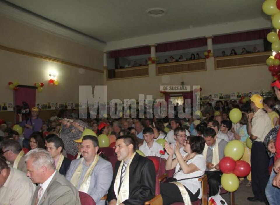 Siretenii au venit în număr mare la lansarea candidaturii lui Adrian Popoiu la funcția de primar