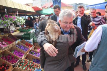 Ion Lungu s-a întâlnit cu comercianții din Piața Burdujeni, care va fi modernizată anul viitor