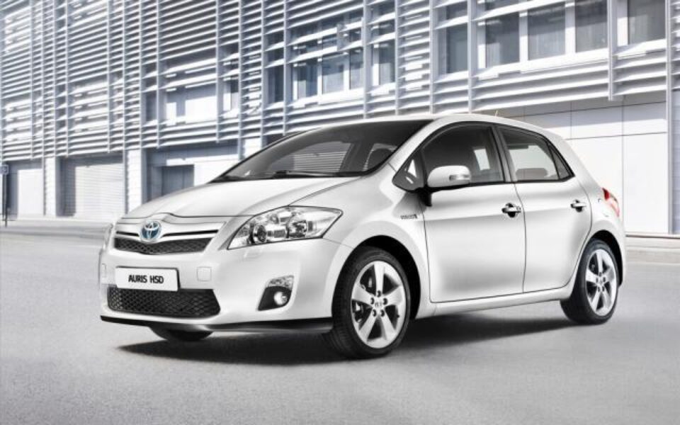 Toyota Auris HSD, compact și prietenos cu mediul