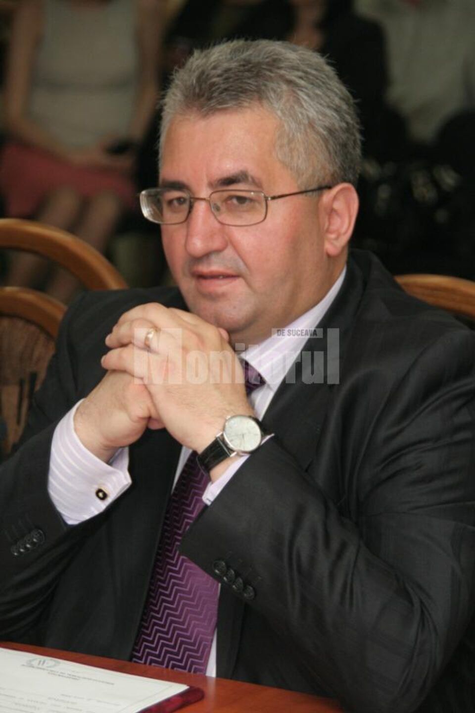 Ion Lungu: „Până pe data de 10 iunie sunt incompatibil cu Plus TV, care este televiziunea unui contracandidat, și de aceea v-aș ruga ca ceea ce vedeți acolo să nu băgați în seamă” Ion Lungu: „Până pe data de 10 iunie sunt incompatibil cu Plus TV, care este televiziunea unui contracandidat, și de aceea v-aș ruga ca ceea ce vedeți acolo să nu băgați în seamă”