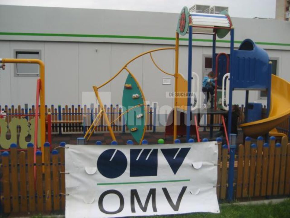 Locul de joacă de la OMV 1 Suceava, situat lângă Metro Locul de joacă de la OMV 1 Suceava, situat lângă Metro