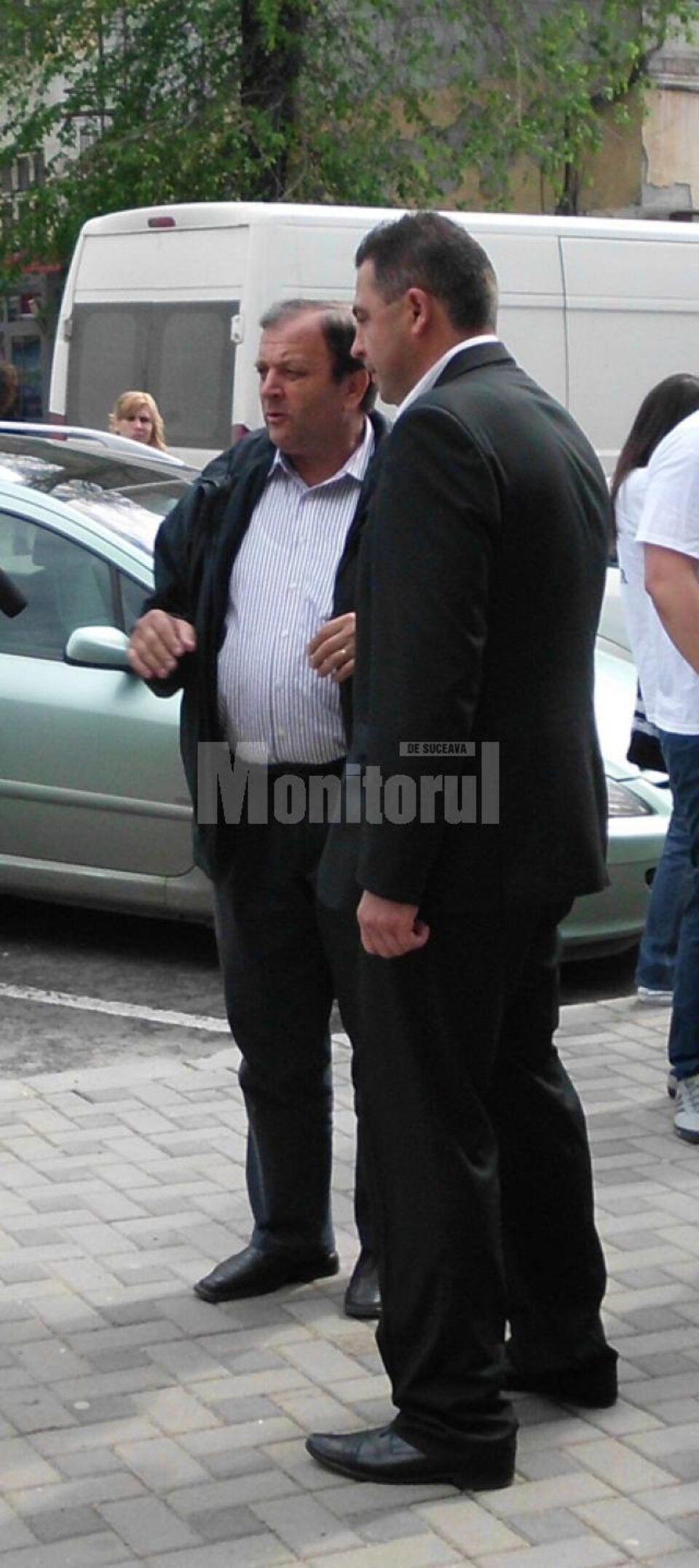 Gheorghe Flutur și Ioan Țaran au discutat cu alegătorii din Câmpulung