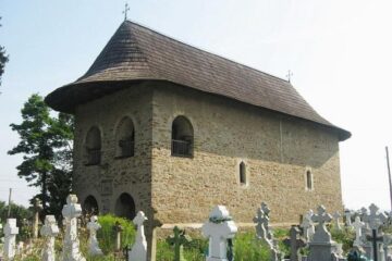 Biserica din Părhăuți - 490 de ani