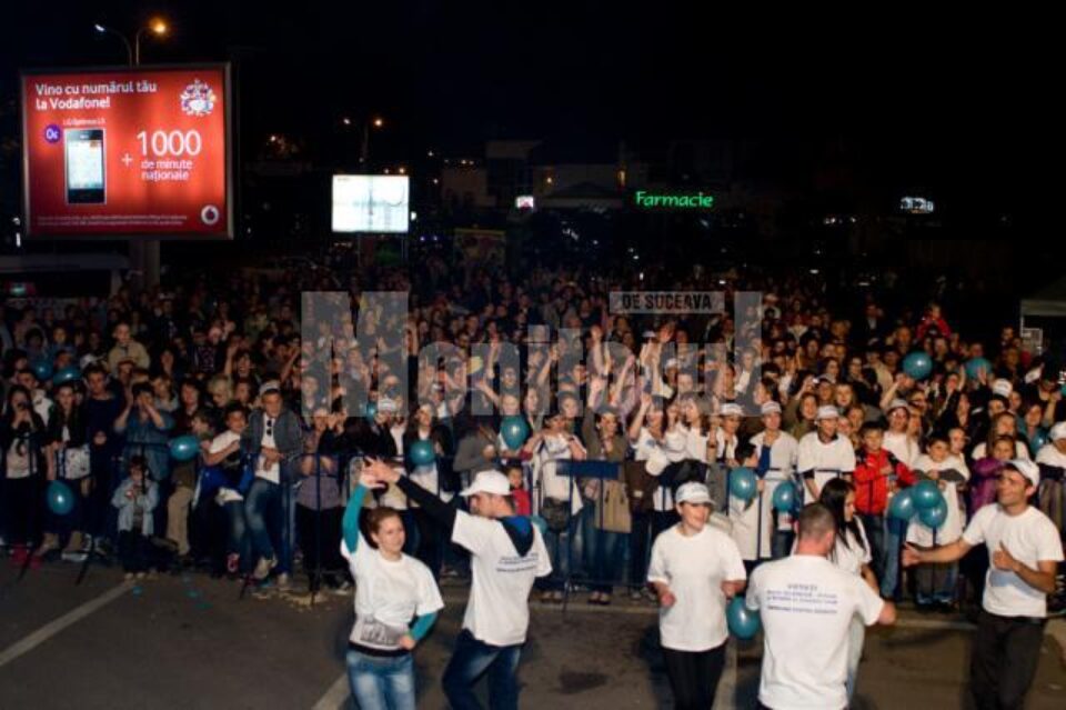 Aurel Olărean și-a prezentat echipa în fața câtorva mii de rădăuțeni