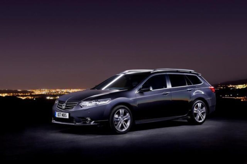 Honda Accord Tourer, între funcționalitate și accente premium