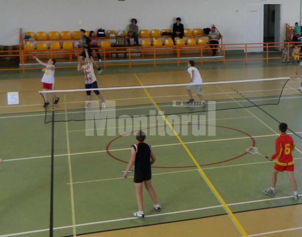 Badmintonul, un sport care face primii pași în Suceava