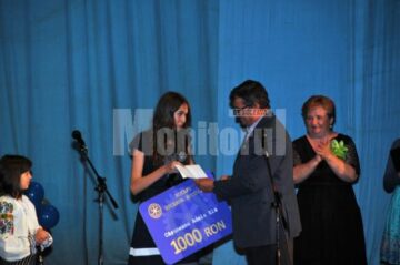Bucuriile copilăriei și lumea fascinantă a copiilor au fost sărbătorite zilele trecute, pe scena Casei de Cultură din Suceava, de elevii Școlii cu clasele I-VIII Nr. 1