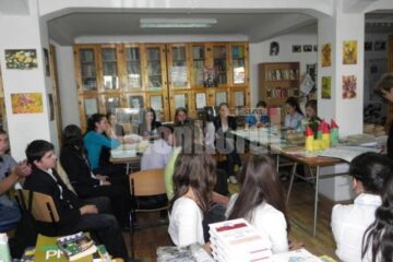 Activitățile literare s-au desfășurat la biblioteca Colegiului Național „Dragoș Vodă”