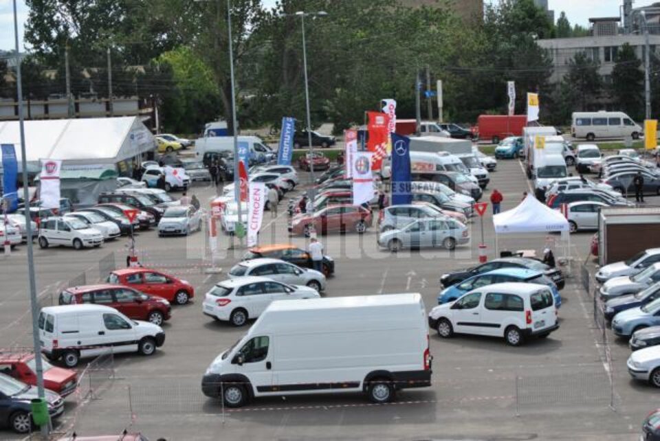 Salonul Auto Bucovina, organizat de Camera de Comerț și Industrie Suceava, în parteneriat cu Shopping City Suceava, reunește cei mai renumiți dealeri auto din Moldova