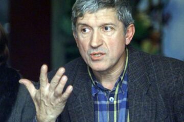 Mircea Diaconu se retrage din Guvern în urma respingerii apelului său în procesul care s-a judecat la ICCJ. Foto: MEDIAFAX