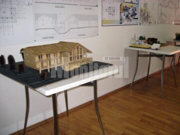 Secvențe din expoziția Absolvent Art 2012