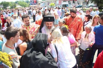 IPS Teofan, Mitropolitul Moldovei si Bucovinei