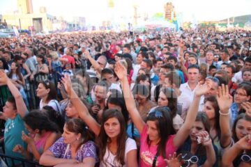 Puzderie de lume la concertele organizate de Zilele Sucevei