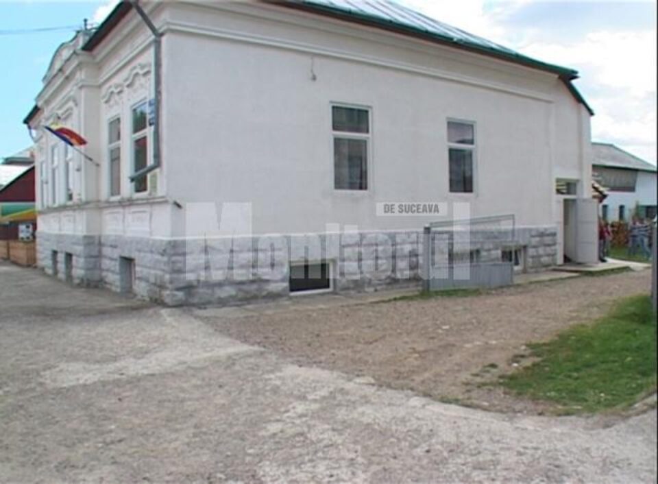 Tentativa de omor a avut loc chiar la poarta liceului