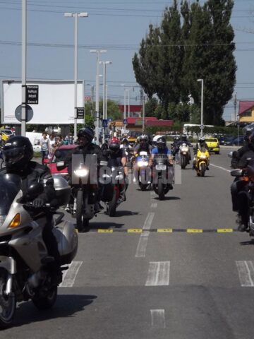 Parada motocicliștilor a făcut popas la Iulius Mall