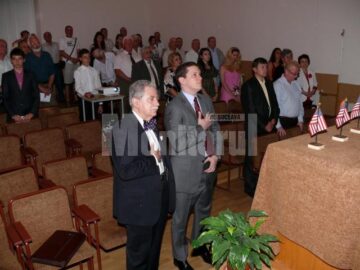 La Fălticeni, “Întâlnire cu America”