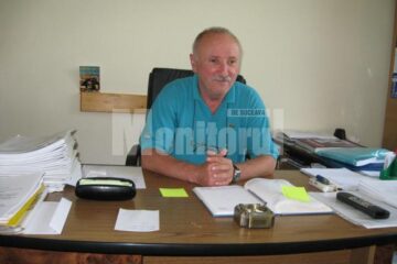 Prof. Petre Horvat, directorul Școlii de Arte „Ion Irimescu” Suceava