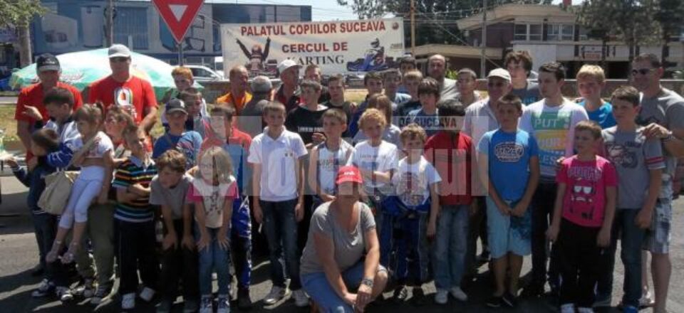 Motoare turate și curse pasionante la concursul județean de karting
