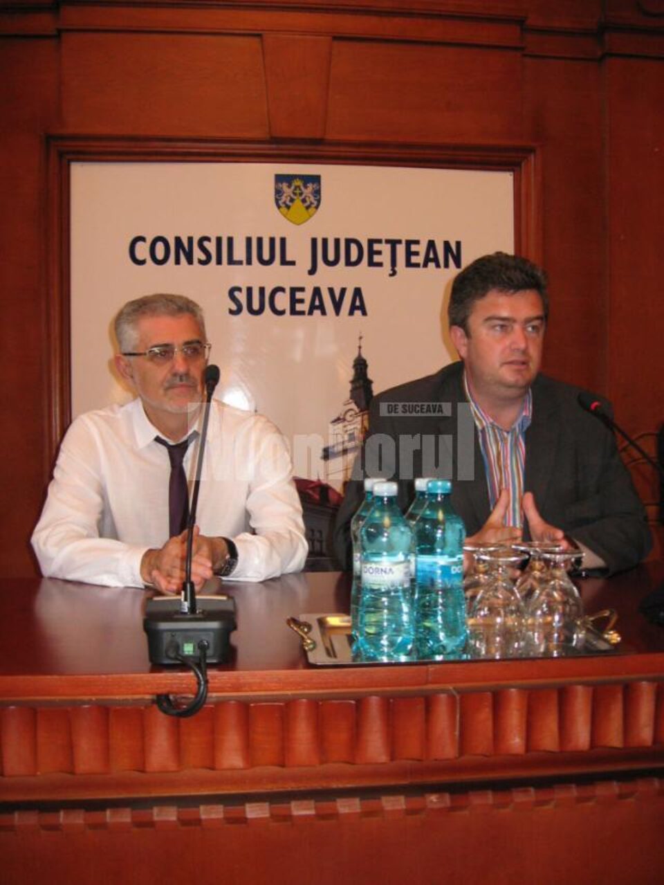 Ex. Sa. consulul general al Ucrainei la Suceava, Vasyl Boiechko, și președintele CJ, Cătălin Nechifor Ex. Sa. consulul general al Ucrainei la Suceava, Vasyl Boiechko, și președintele CJ, Cătălin Nechifor