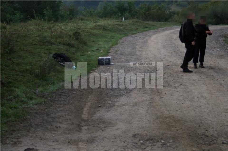 Zece focuri de armă pentru a prinde patru tineri care cărau țigări de contrabandă
