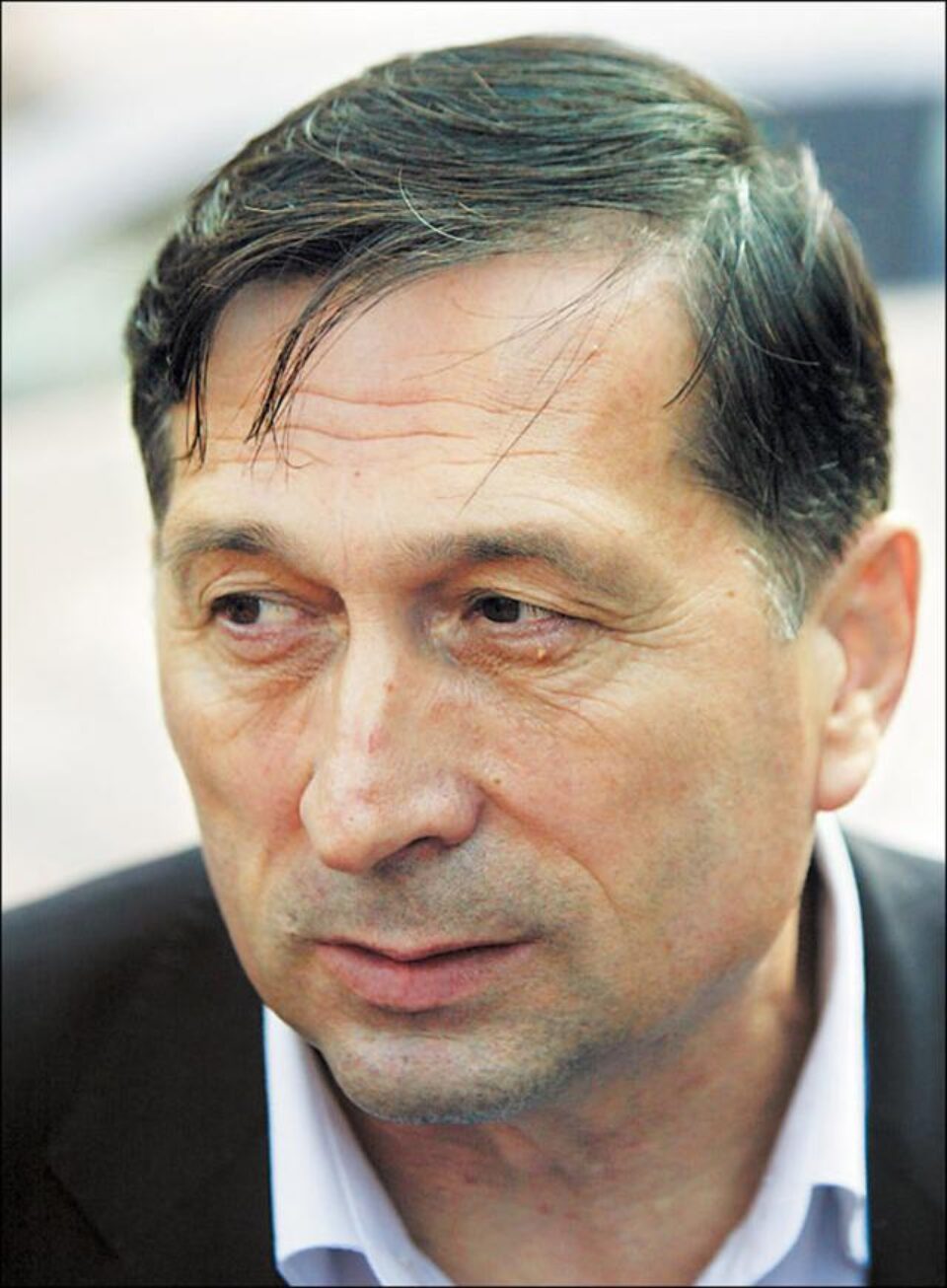 Ion Crăciunescu ar putea fi înlocuit cu un străin
