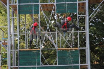 Exerciții la baza de pregătire a pompierilor de la Siret