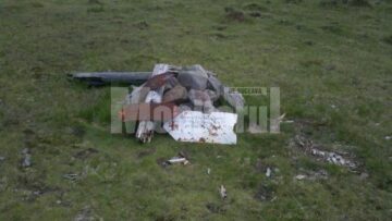 Salvamontiștii au refăcut marcajele vechi sau vandalizate de turiștii teribiliști