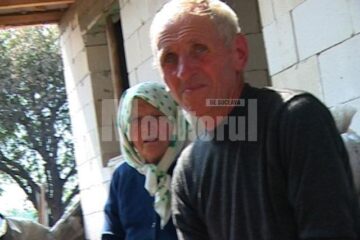 Dumitru Vacarciuc și mama sa, disperați de ceea ce li se întâmplă