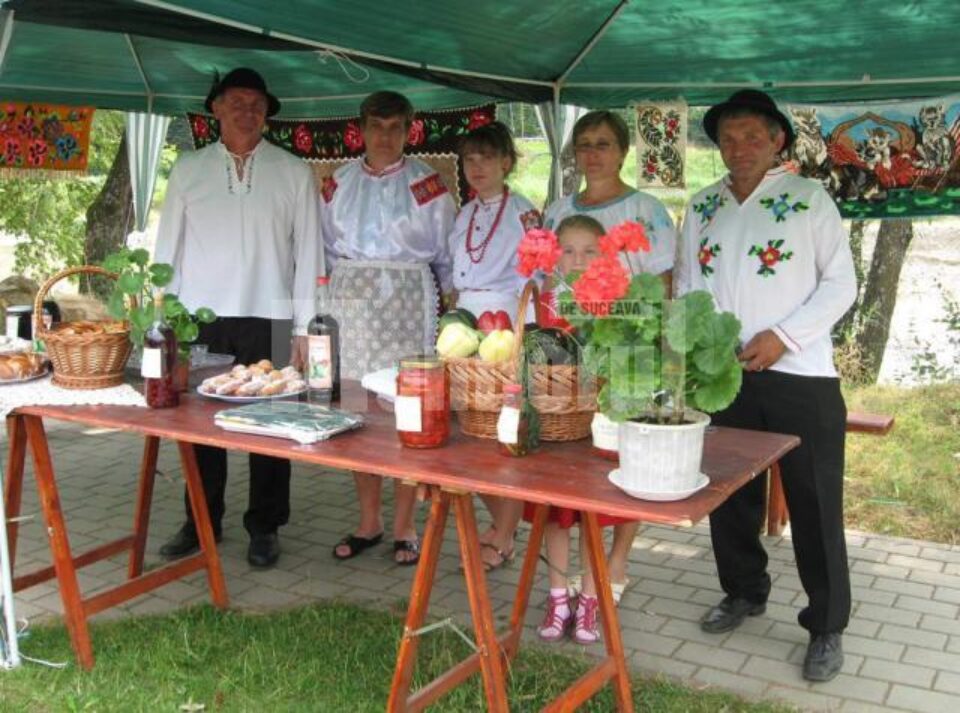 Masa cu bunătăți
