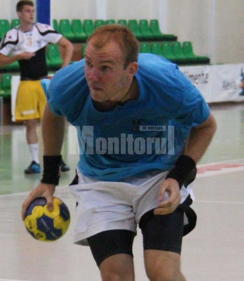 Andrei Staricov a semnat pe doi cu Universitatea Suceava