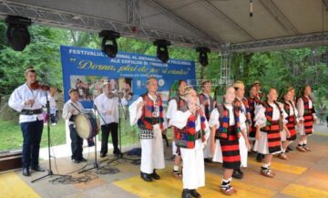 “Dorna, plai de joc și cântec”, festivalul național al ansamblurilor folclorice ale copiilor