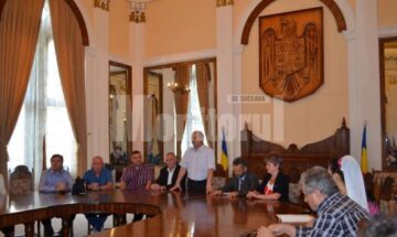 “Dorna, plai de joc și cântec”, festivalul național al ansamblurilor folclorice ale copiilor