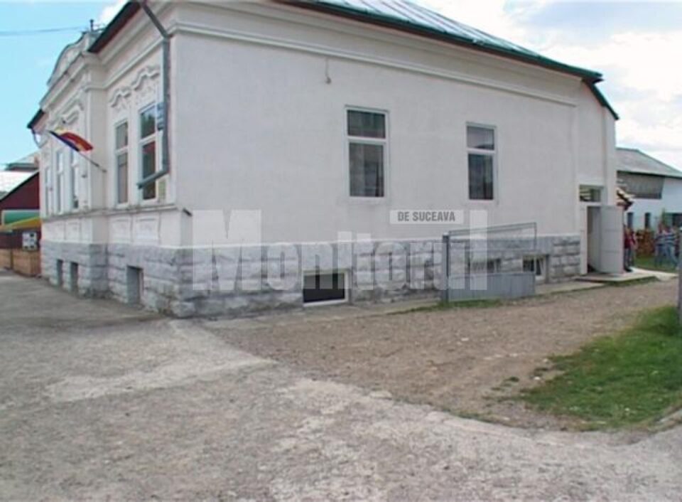 Tentativa de omor s-a petrecut chiar la poarta liceului din Solca