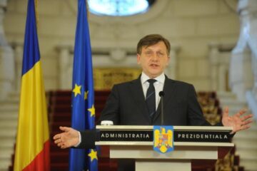 Președintele interimar, Crin Antonescu