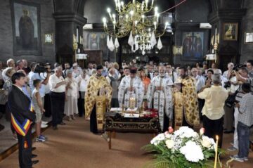 34 de cupluri au sărbătorit “Nunta de aur” la Biserica Sf. Ilie din Fălticeni