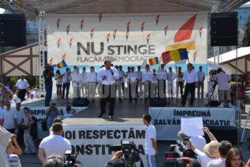 3.000 de suceveni, la mitingul de susținere a lui Traian Băsescu de la Iași