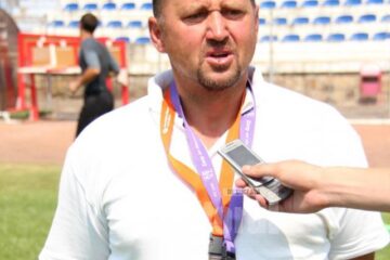 Antrenorul Ovidiu Murariu crede că echipa are nevoie de câțiva jucători care să facă față în Liga a II-a
