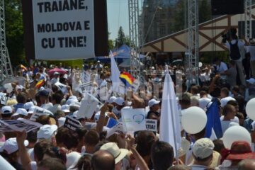 3.000 de suceveni, la mitingul de susținere a lui Traian Băsescu de la Iași
