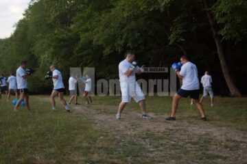 După ce-au ecologizat zona, Ursul și colegii lui s-au antrenat în mijlocul naturii