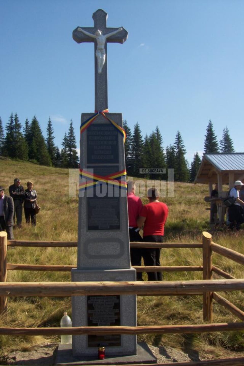 Slujba de sfințire a monumentului de pe Muntele Măgura Mare