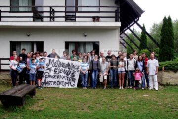 40 de elevi au participat la Școala de vară „Metamorfoze”, la Mănăstirea Humorului