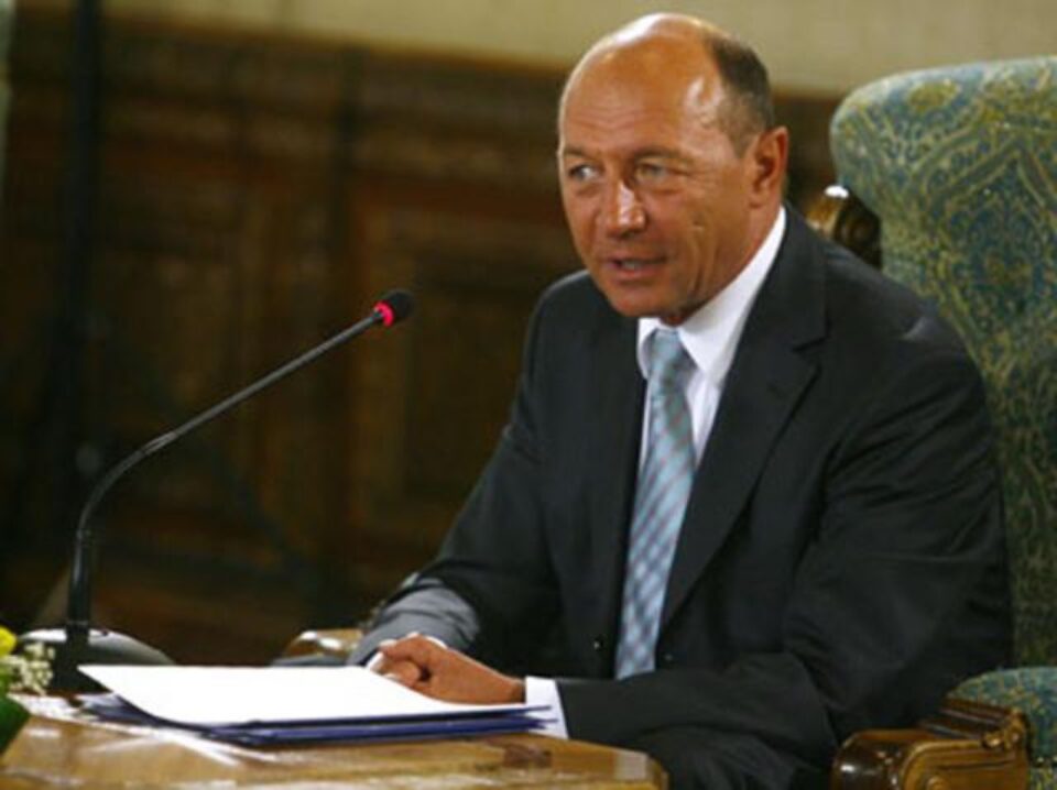Traian Băsescu: "Victor Ponta va trebui să răspundă în fața legii. Îi voi face plângere penală"